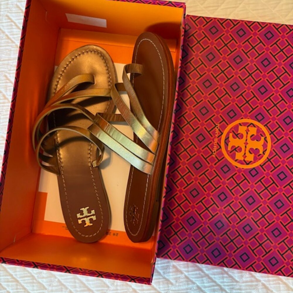 Tory Burch Patos Sandal in metallic gold, size 8.5 NWT